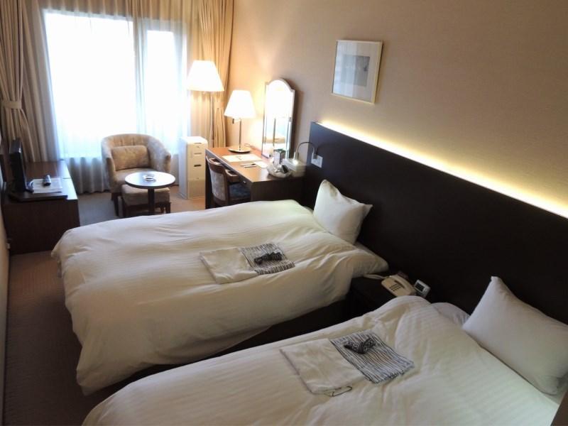 นะกะโนะชิมะ พลาซา Hotel โอซาก้า ภายนอก รูปภาพ