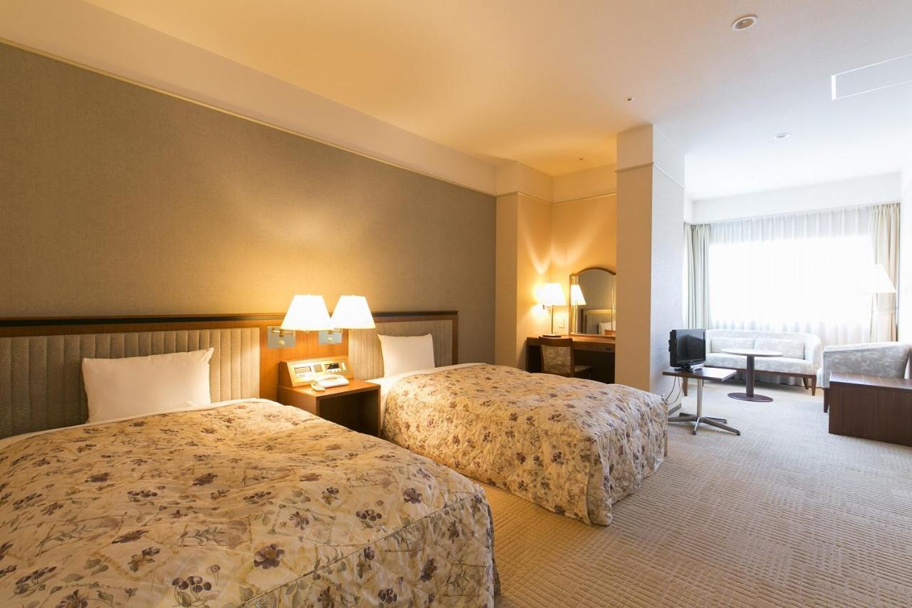 นะกะโนะชิมะ พลาซา Hotel โอซาก้า ภายนอก รูปภาพ