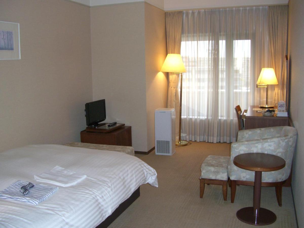 นะกะโนะชิมะ พลาซา Hotel โอซาก้า ภายนอก รูปภาพ